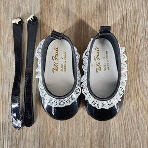 Tuti Fruti Cradle Kicks Baby Shoes Size 2 Black Patent Leather & Lace 3-5 Months